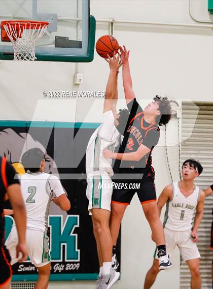 Thumbnail 3 in Lincoln vs Eagle Rock photogallery.