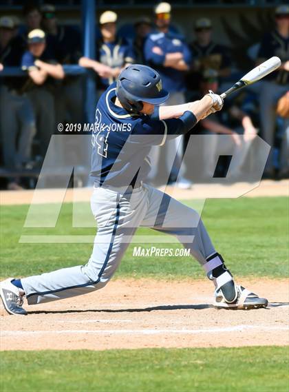 Thumbnail 3 in Bentonville West vs. Edmond Santa Fe (Coach Bob Invitational) photogallery.