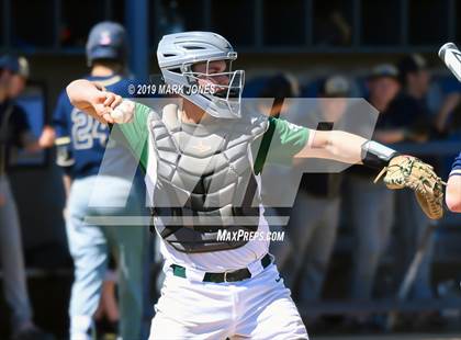 Thumbnail 2 in Bentonville West vs. Edmond Santa Fe (Coach Bob Invitational) photogallery.