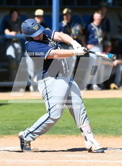 Thumbnail 1 in Bentonville West vs. Edmond Santa Fe (Coach Bob Invitational) photogallery.