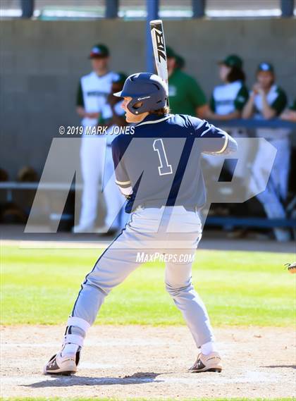 Thumbnail 1 in Bentonville West vs. Edmond Santa Fe (Coach Bob Invitational) photogallery.