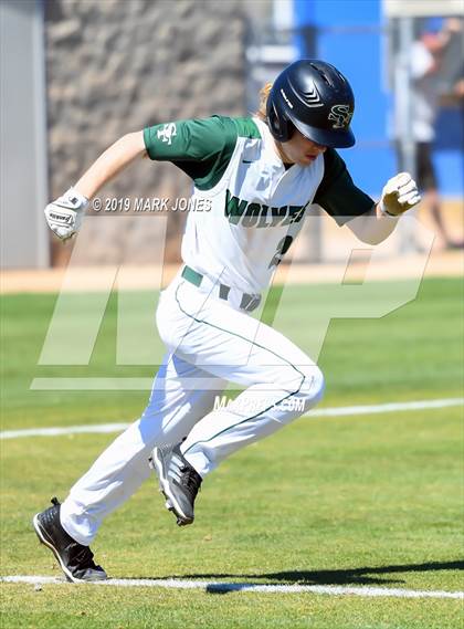 Thumbnail 3 in Bentonville West vs. Edmond Santa Fe (Coach Bob Invitational) photogallery.