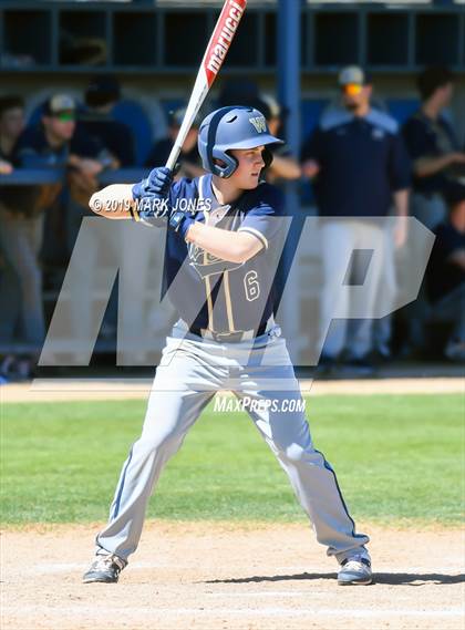 Thumbnail 2 in Bentonville West vs. Edmond Santa Fe (Coach Bob Invitational) photogallery.