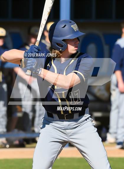 Thumbnail 2 in Bentonville West vs. Edmond Santa Fe (Coach Bob Invitational) photogallery.