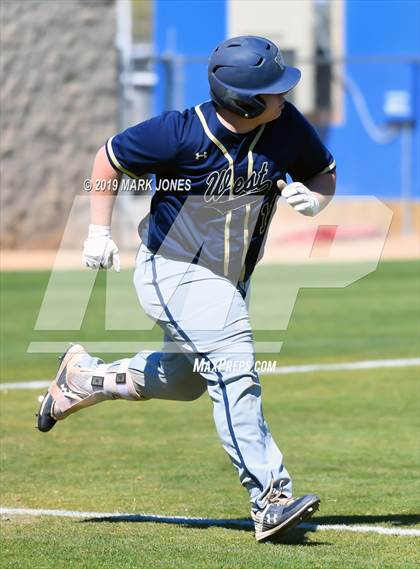 Thumbnail 1 in Bentonville West vs. Edmond Santa Fe (Coach Bob Invitational) photogallery.