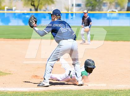 Thumbnail 1 in Bentonville West vs. Edmond Santa Fe (Coach Bob Invitational) photogallery.