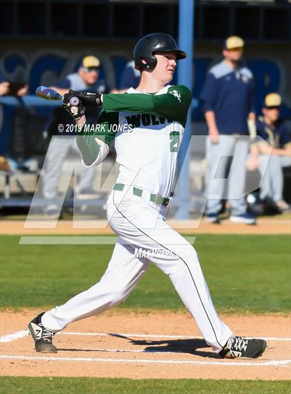 Thumbnail 2 in Bentonville West vs. Edmond Santa Fe (Coach Bob Invitational) photogallery.