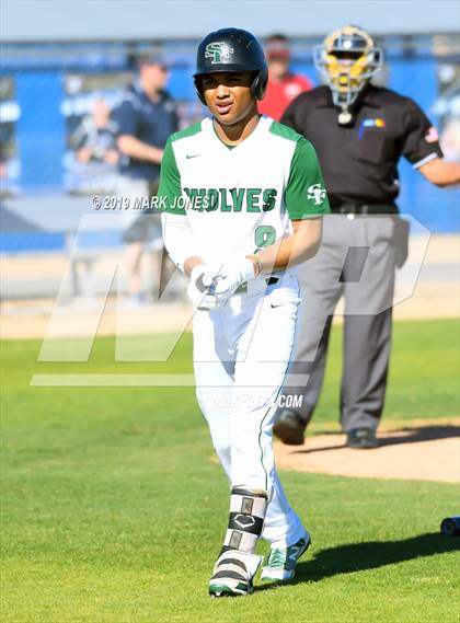 Thumbnail 3 in Bentonville West vs. Edmond Santa Fe (Coach Bob Invitational) photogallery.