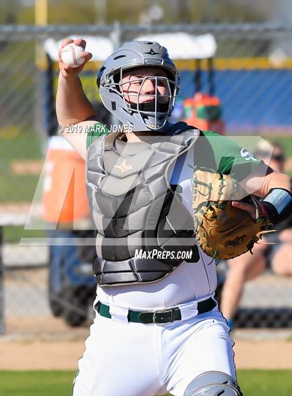 Thumbnail 3 in Bentonville West vs. Edmond Santa Fe (Coach Bob Invitational) photogallery.
