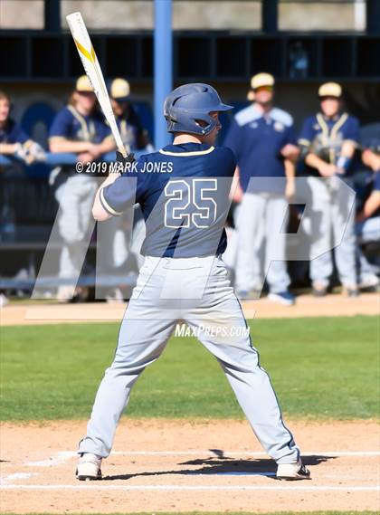 Thumbnail 3 in Bentonville West vs. Edmond Santa Fe (Coach Bob Invitational) photogallery.