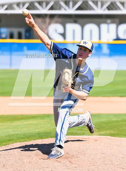 Thumbnail 3 in Bentonville West vs. Edmond Santa Fe (Coach Bob Invitational) photogallery.