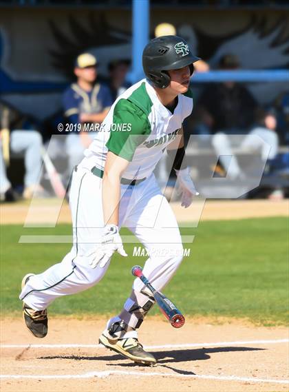 Thumbnail 1 in Bentonville West vs. Edmond Santa Fe (Coach Bob Invitational) photogallery.