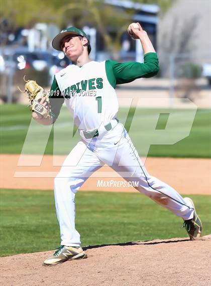 Thumbnail 3 in Bentonville West vs. Edmond Santa Fe (Coach Bob Invitational) photogallery.