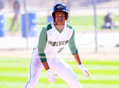 Thumbnail 1 in Bentonville West vs. Edmond Santa Fe (Coach Bob Invitational) photogallery.