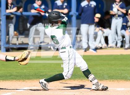 Thumbnail 2 in Bentonville West vs. Edmond Santa Fe (Coach Bob Invitational) photogallery.