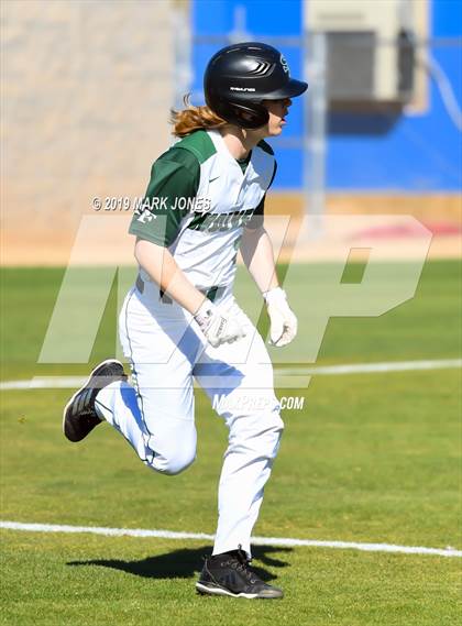 Thumbnail 1 in Bentonville West vs. Edmond Santa Fe (Coach Bob Invitational) photogallery.