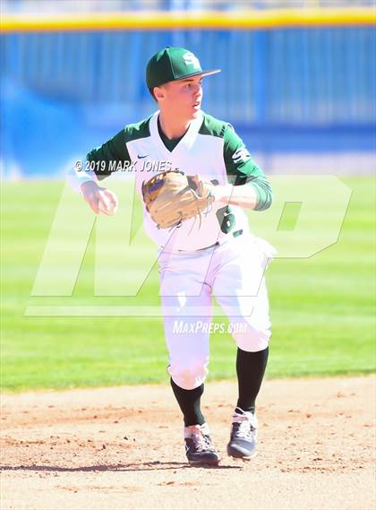 Thumbnail 2 in Bentonville West vs. Edmond Santa Fe (Coach Bob Invitational) photogallery.