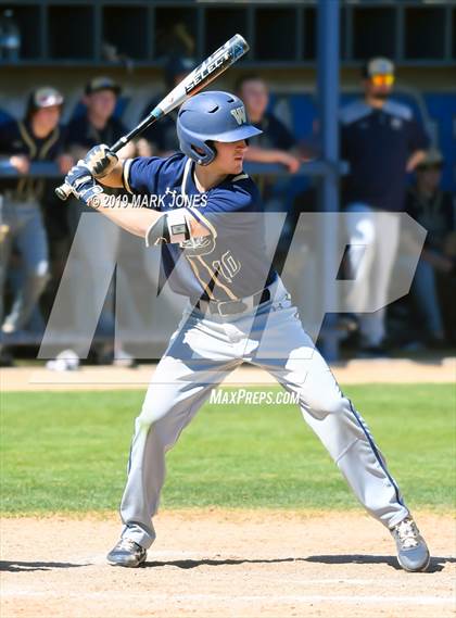 Thumbnail 1 in Bentonville West vs. Edmond Santa Fe (Coach Bob Invitational) photogallery.