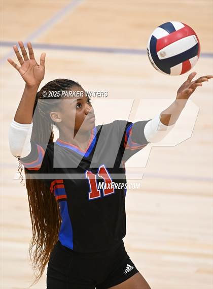 Thumbnail 3 in Assumption @ Metairie Park Country Day photogallery.