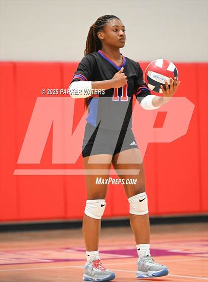 Thumbnail 3 in Assumption @ Metairie Park Country Day photogallery.