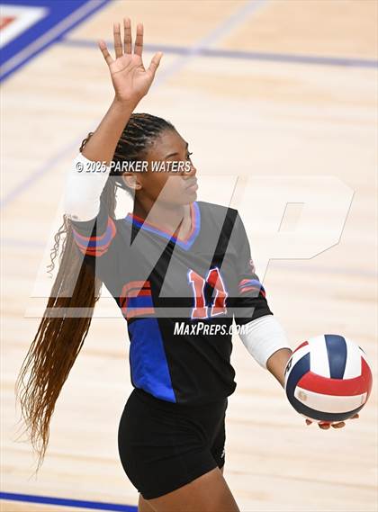 Thumbnail 2 in Assumption @ Metairie Park Country Day photogallery.