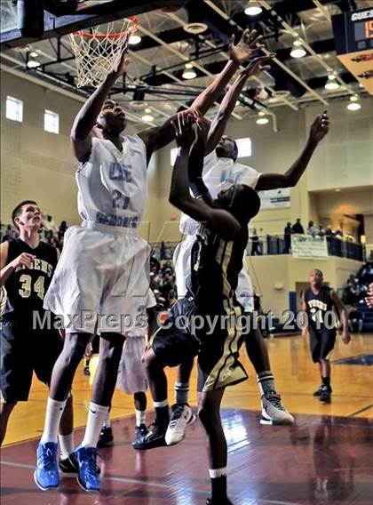 Thumbnail 2 in Athens vs. Lee photogallery.