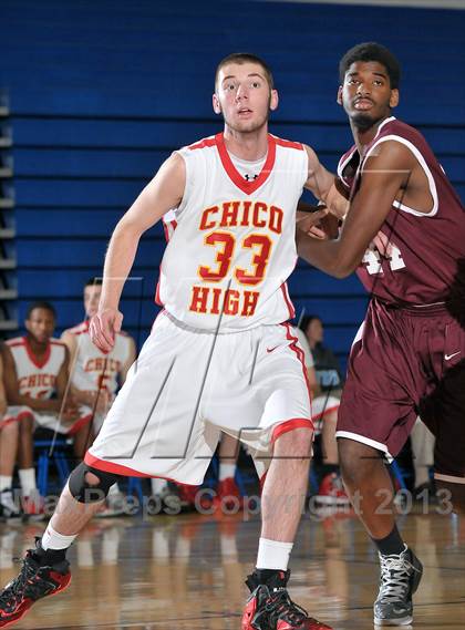 Thumbnail 1 in Natomas vs. Chico (Les Curry Invitational) photogallery.