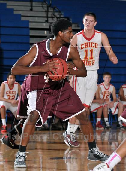 Thumbnail 3 in Natomas vs. Chico (Les Curry Invitational) photogallery.