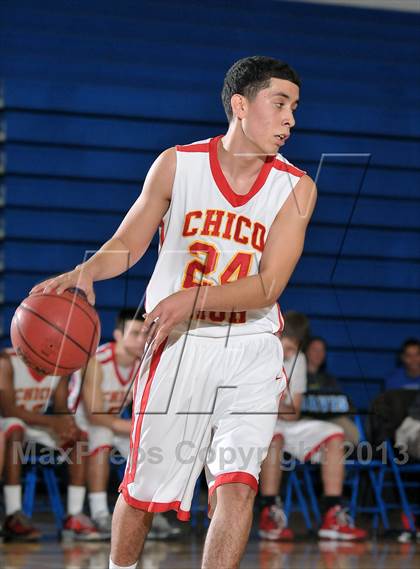 Thumbnail 1 in Natomas vs. Chico (Les Curry Invitational) photogallery.