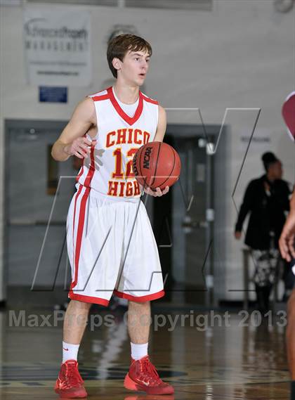 Thumbnail 3 in Natomas vs. Chico (Les Curry Invitational) photogallery.