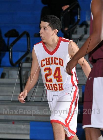 Thumbnail 3 in Natomas vs. Chico (Les Curry Invitational) photogallery.