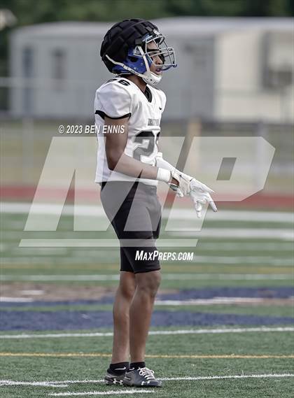 Thumbnail 1 in Locust Grove @ Luella (Scrimmage) photogallery.