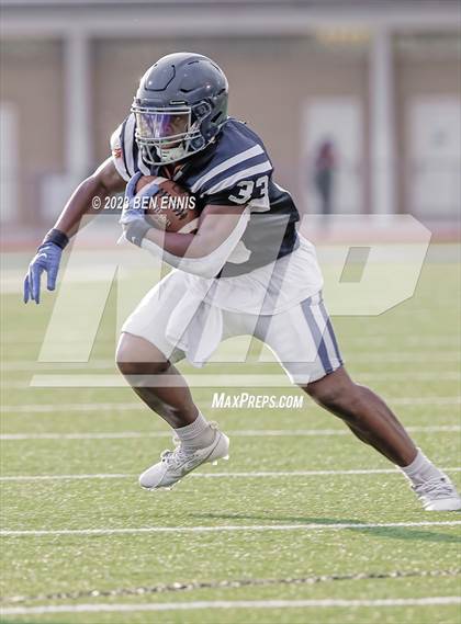Thumbnail 2 in Locust Grove @ Luella (Scrimmage) photogallery.