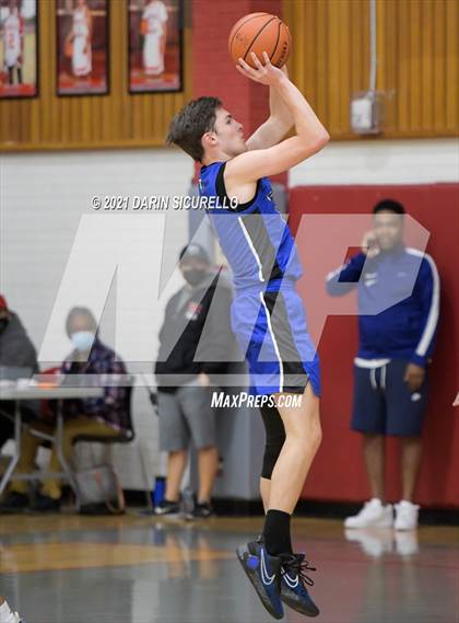 Thumbnail 1 in Higley vs. Canyon View (PXU Coyote Classic Tournament) photogallery.