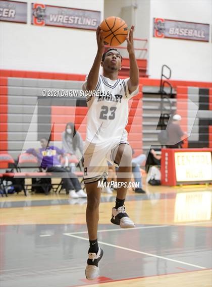Thumbnail 2 in Higley vs. Canyon View (PXU Coyote Classic Tournament) photogallery.