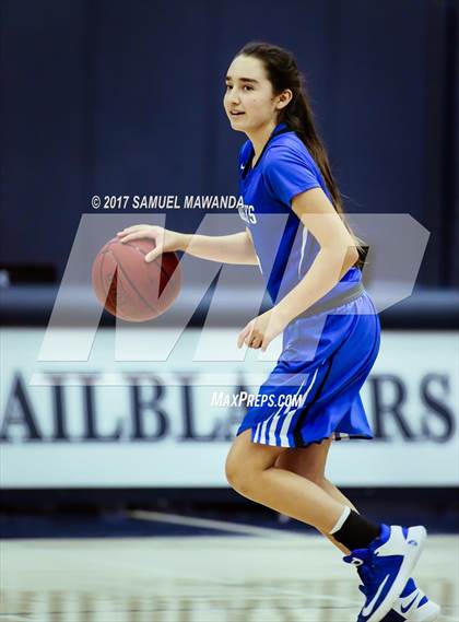 Thumbnail 3 in Ventura vs La Jolla Country Day photogallery.