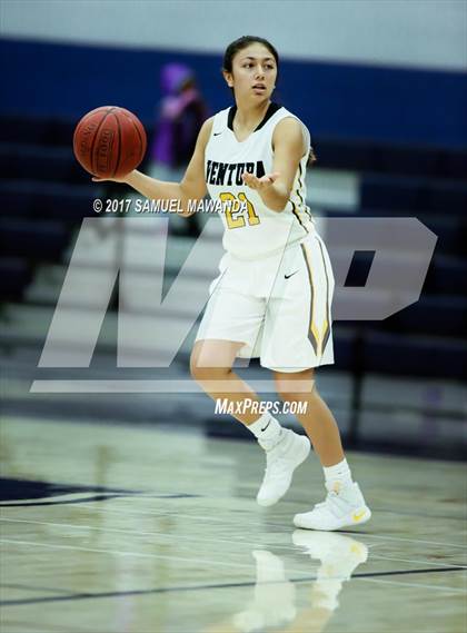 Thumbnail 2 in Ventura vs La Jolla Country Day photogallery.