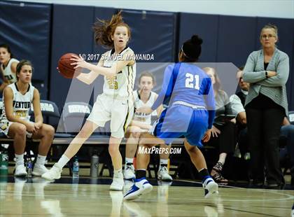 Thumbnail 3 in Ventura vs La Jolla Country Day photogallery.