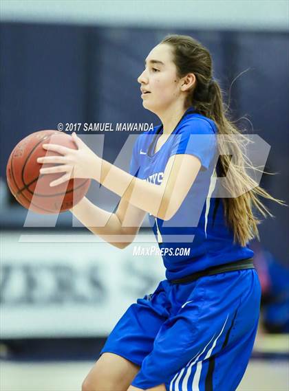 Thumbnail 2 in Ventura vs La Jolla Country Day photogallery.