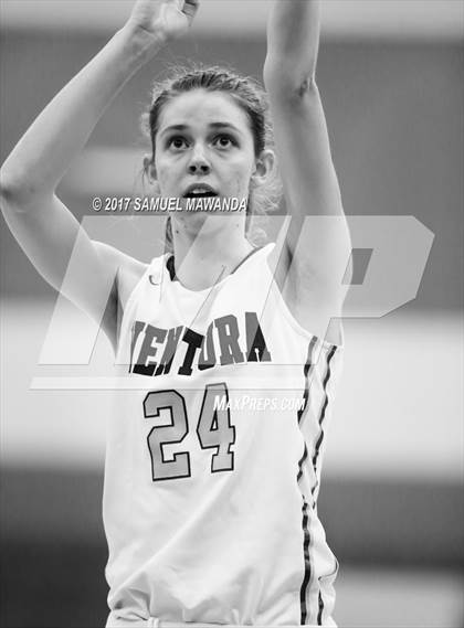 Thumbnail 3 in Ventura vs La Jolla Country Day photogallery.