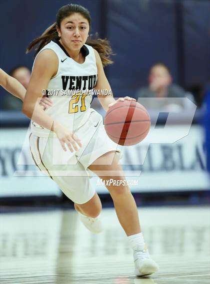 Thumbnail 1 in Ventura vs La Jolla Country Day photogallery.