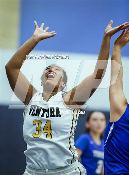 Thumbnail 1 in Ventura vs La Jolla Country Day photogallery.