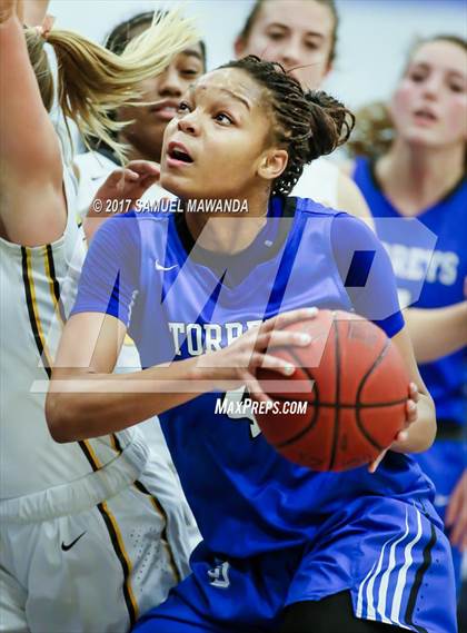 Thumbnail 1 in Ventura vs La Jolla Country Day photogallery.