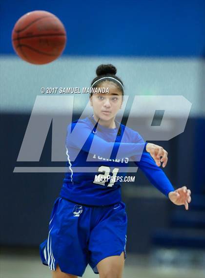 Thumbnail 3 in Ventura vs La Jolla Country Day photogallery.