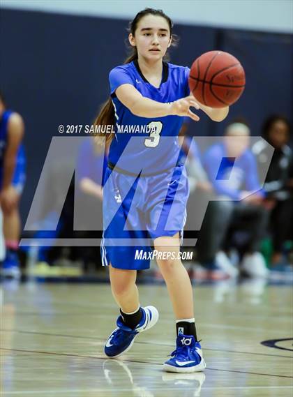 Thumbnail 2 in Ventura vs La Jolla Country Day photogallery.