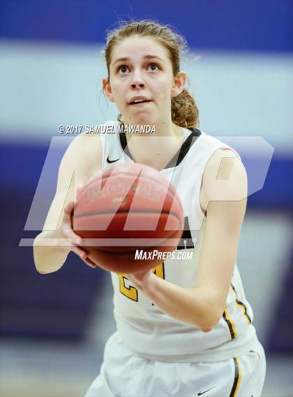 Thumbnail 2 in Ventura vs La Jolla Country Day photogallery.
