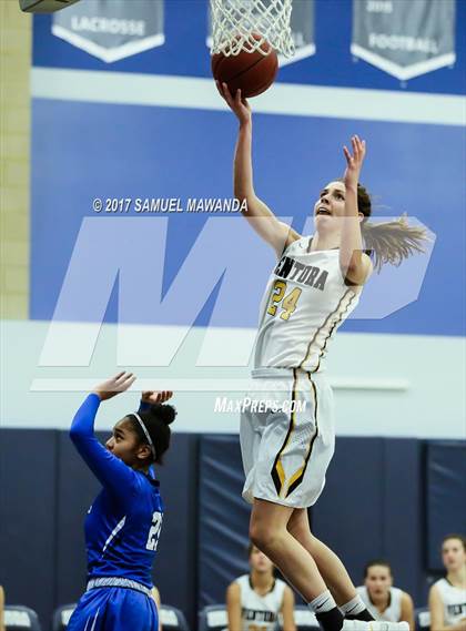 Thumbnail 2 in Ventura vs La Jolla Country Day photogallery.