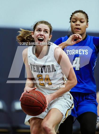 Thumbnail 2 in Ventura vs La Jolla Country Day photogallery.