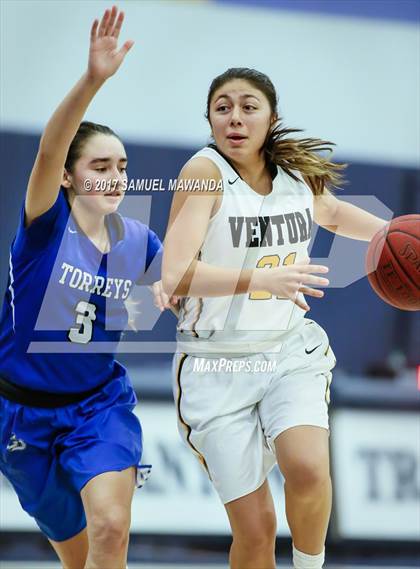 Thumbnail 3 in Ventura vs La Jolla Country Day photogallery.