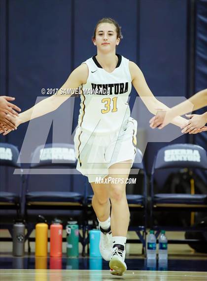 Thumbnail 1 in Ventura vs La Jolla Country Day photogallery.